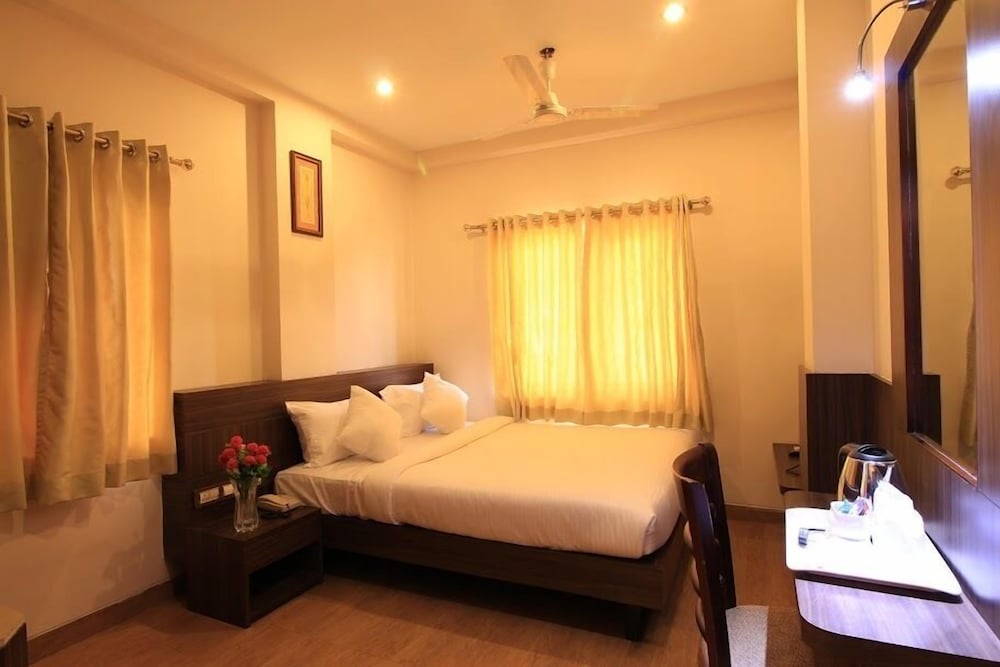 HOTEL RAJDARBAR 3/21
