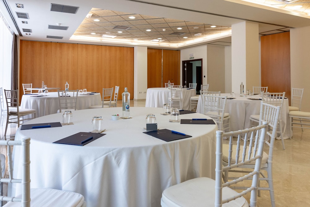 Hotel Ibersol Atrio Del Mar 55/68