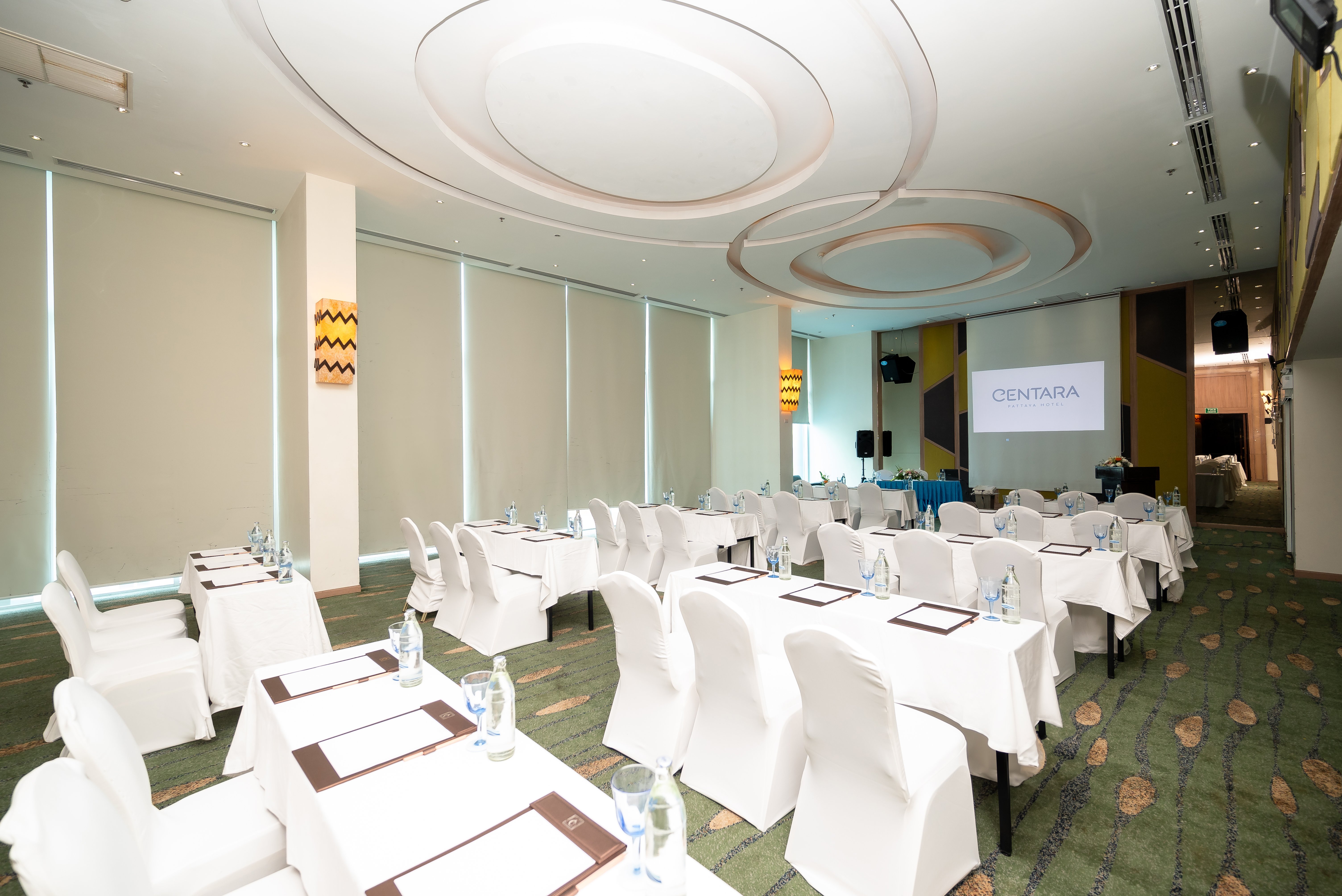 Centara Pattaya Hotel 55/59