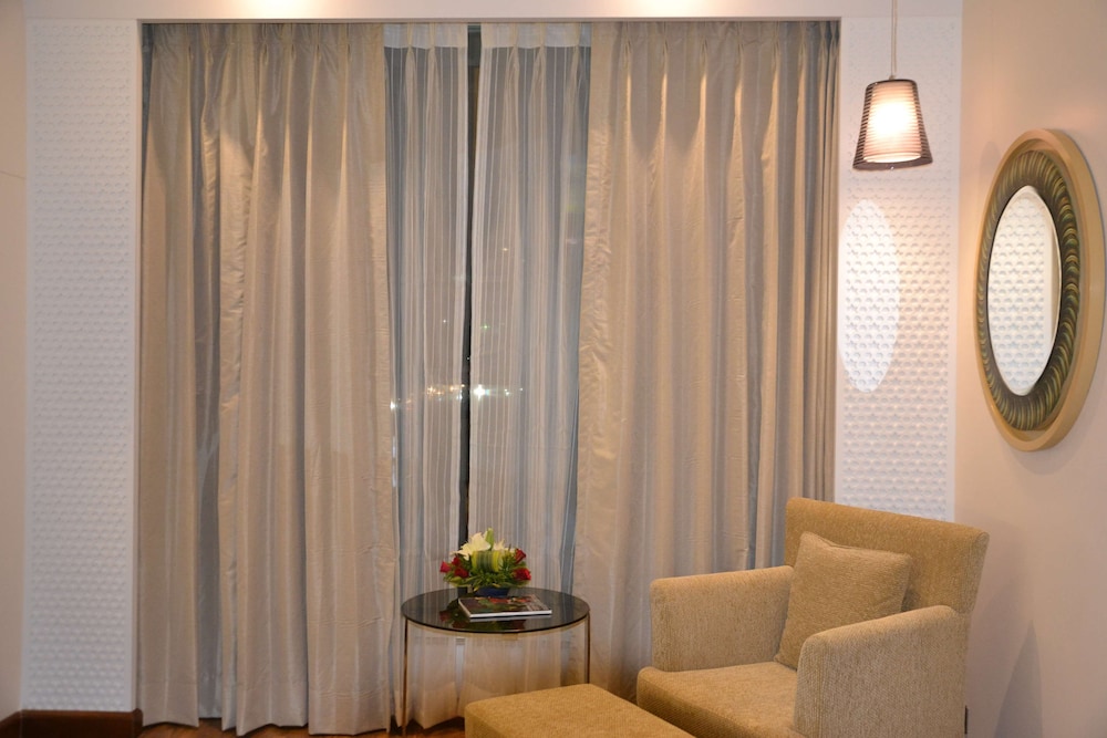 Best Western Plus Indore 36/48