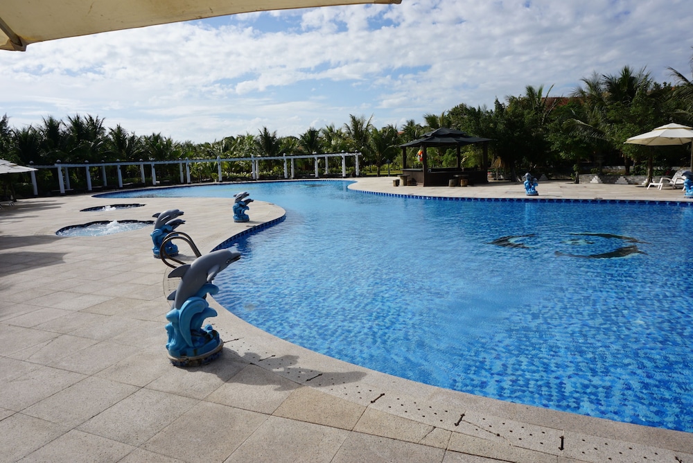 Seava Ho Tram Beach Resort (ex Saigon Ho Coc Beach Seaside Resort and Hotel) 12/40