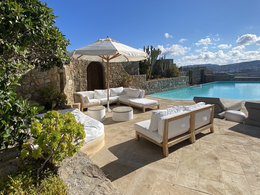 Villa Alessandra 33/50