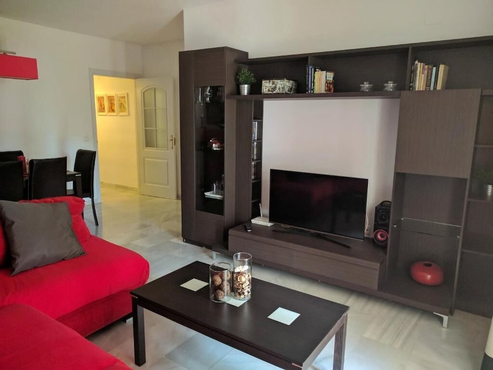 Sky Sea Holidays Calahonda 15/43