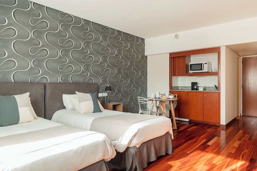 ARGENTA TOWER HOTEL 17/64