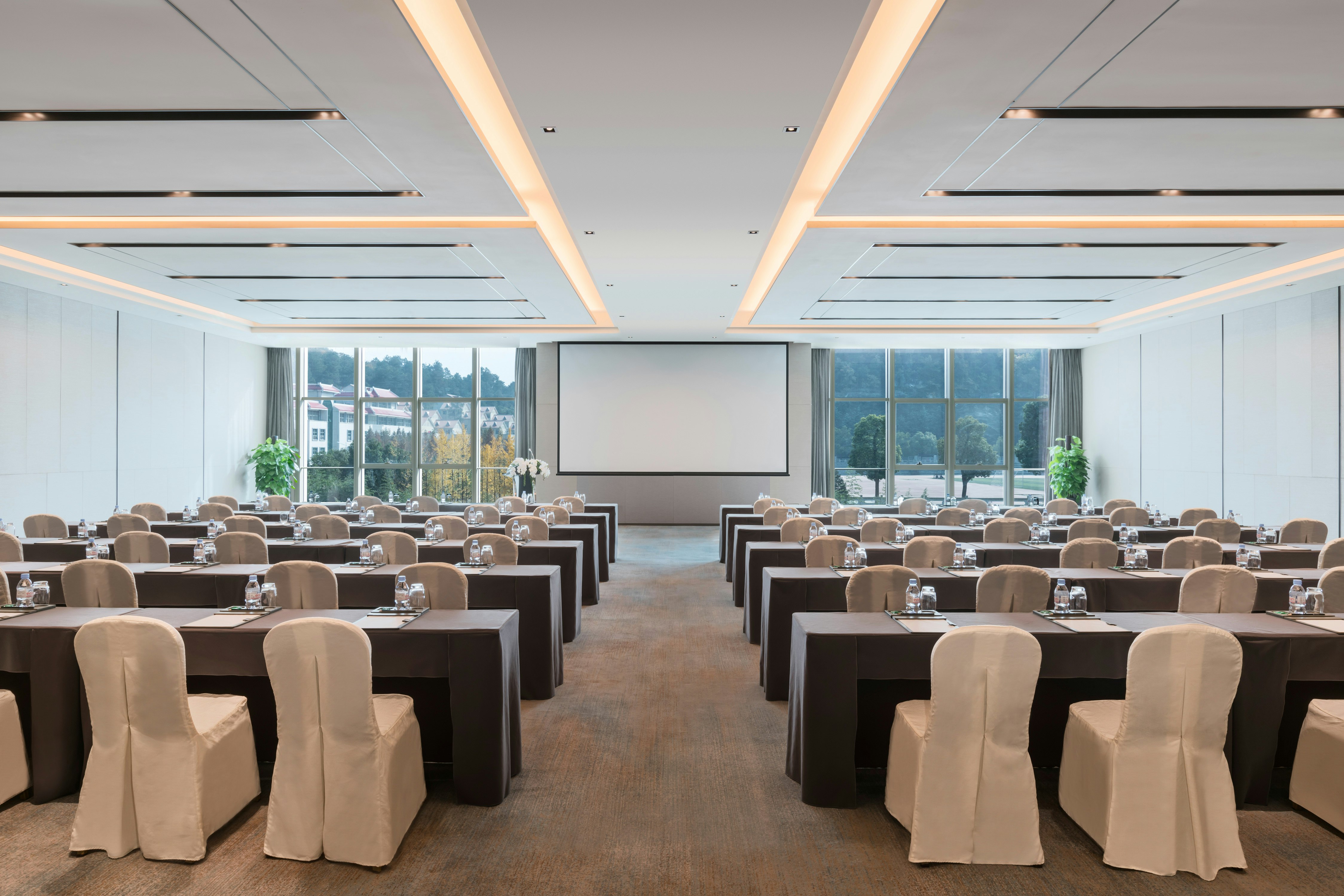 Doubletree By Hilton Hotel Shiyan 40/42