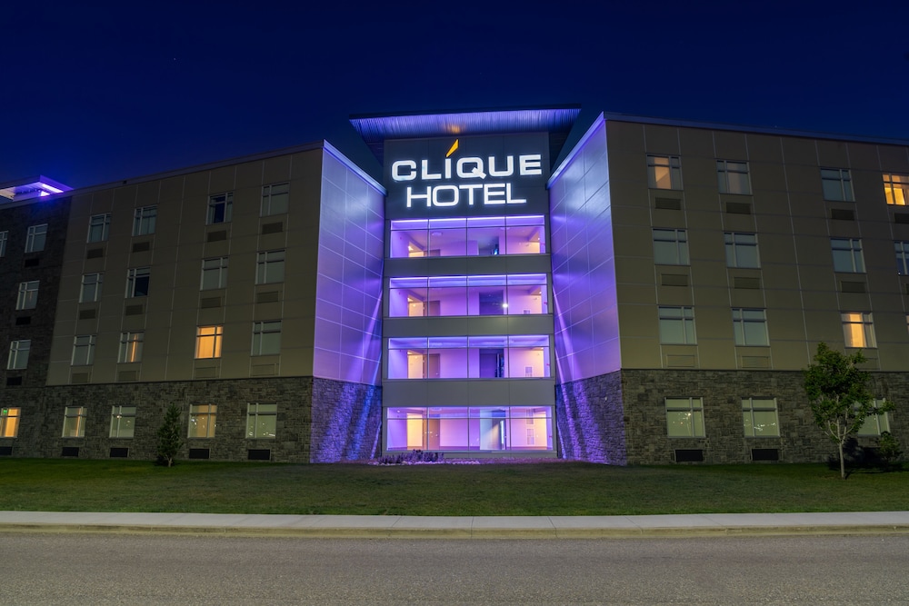 Hotel Clique Calgary Airport 5/53