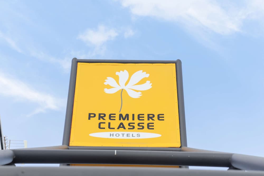 Premiere Classe Angers Est 4/68