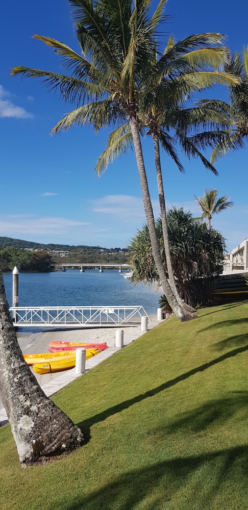 Noosa Pacific Riverfront Resort 42/50
