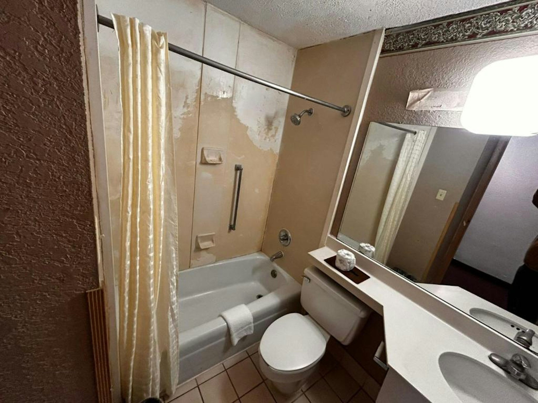 Airport Inn Memphis Near Graceland By Hotel O 23/26