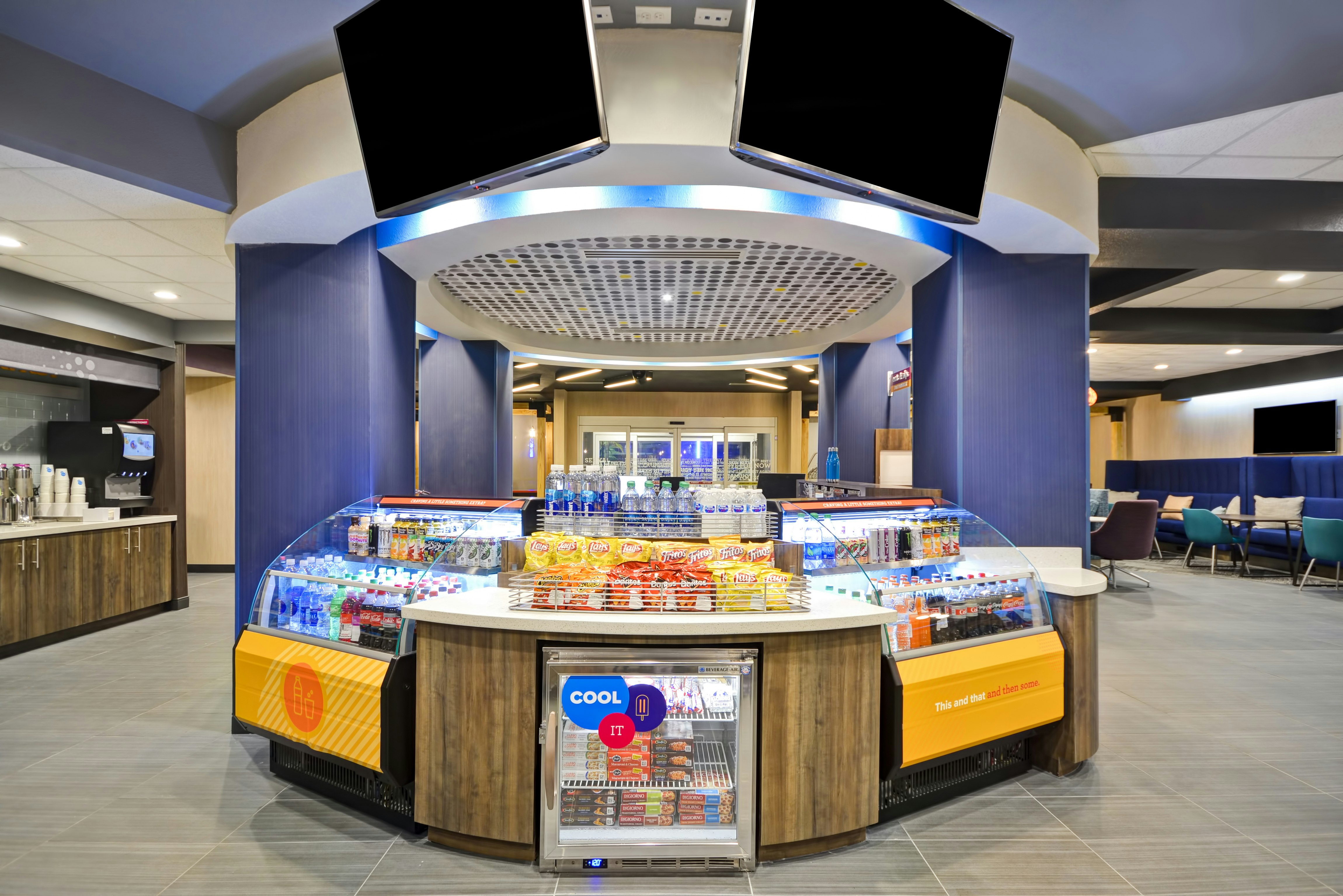 Lobby at Tru By Hilton Corpus Christi South Padre Island Dr, CORPUS CHRISTI - TX