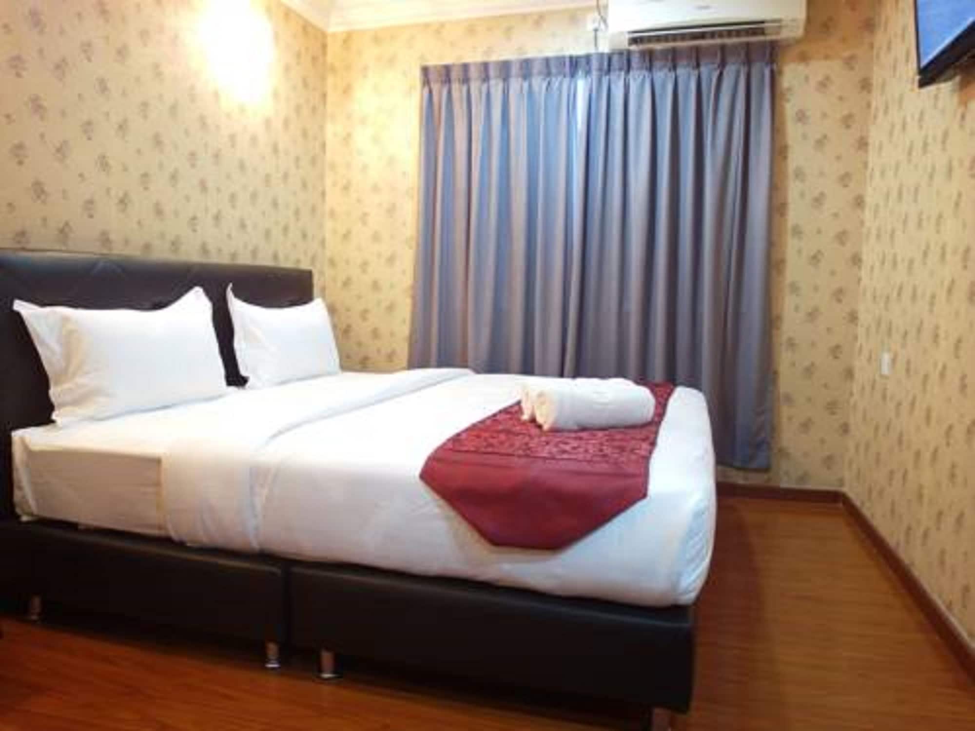 STANDARD, DOUBLE BED