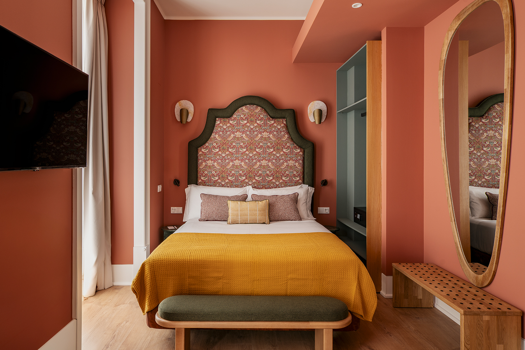 Room at Vincci Baixa Suites Apartments, LISBON