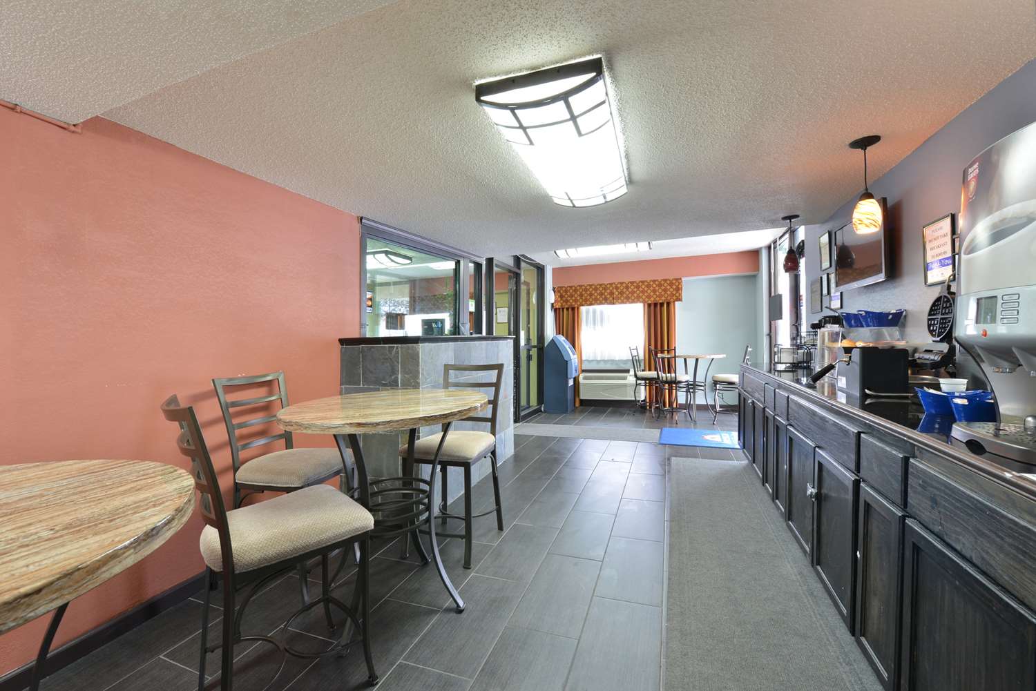 Americas Best Value Inn Kansas City E Independence 18/28