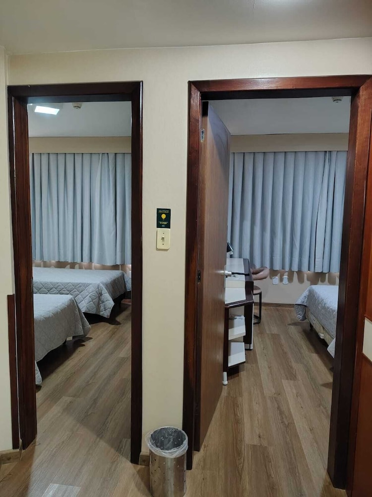Hotel Jaragua 4/19
