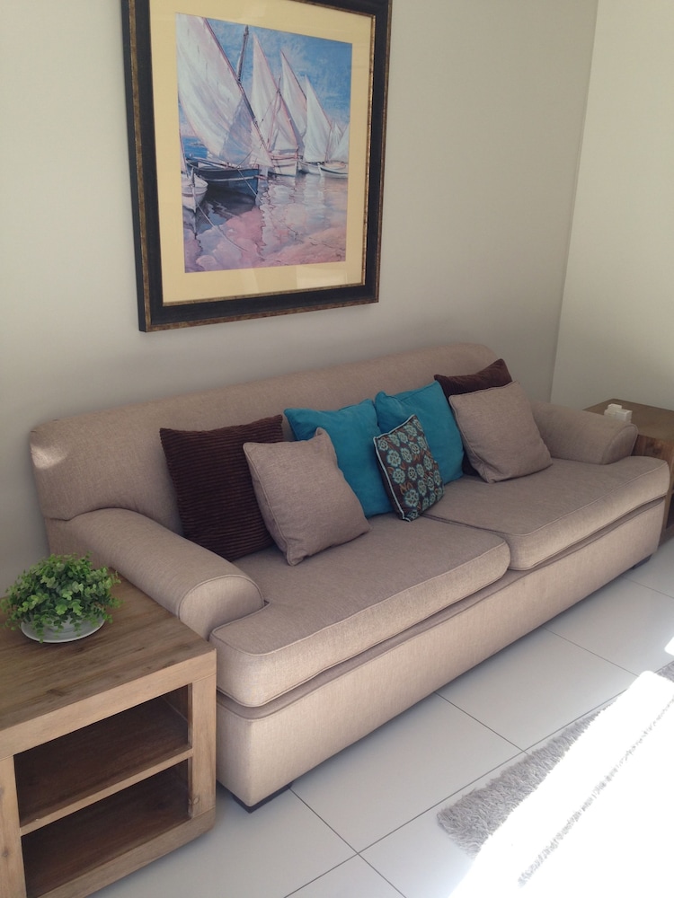 Beach Break Holiday Letting 16/50