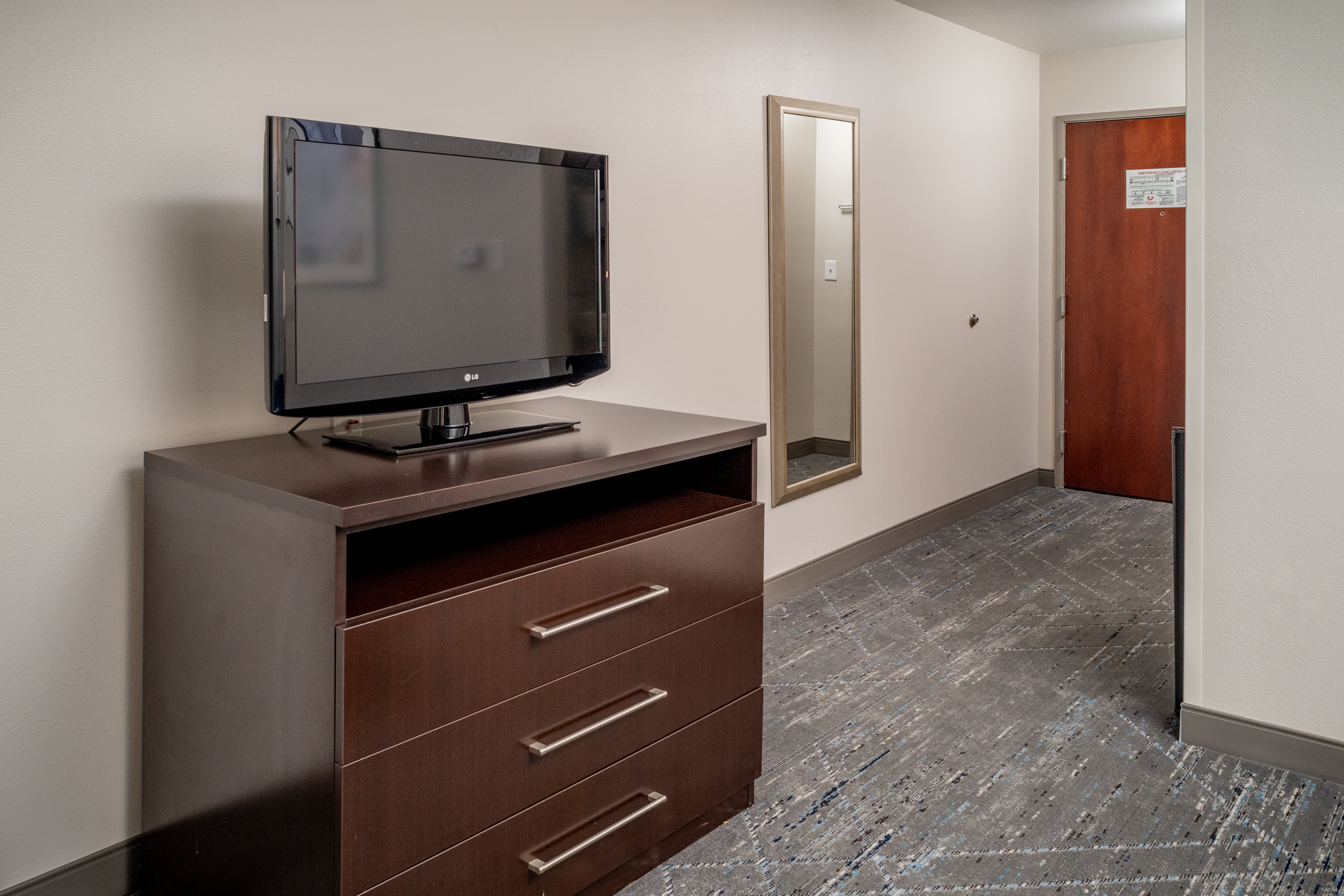 Holiday Inn Express Hotel & Suites Cross Lanes 69/75