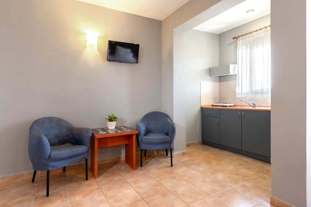 Ampelia Hotel Kassandra 34/50