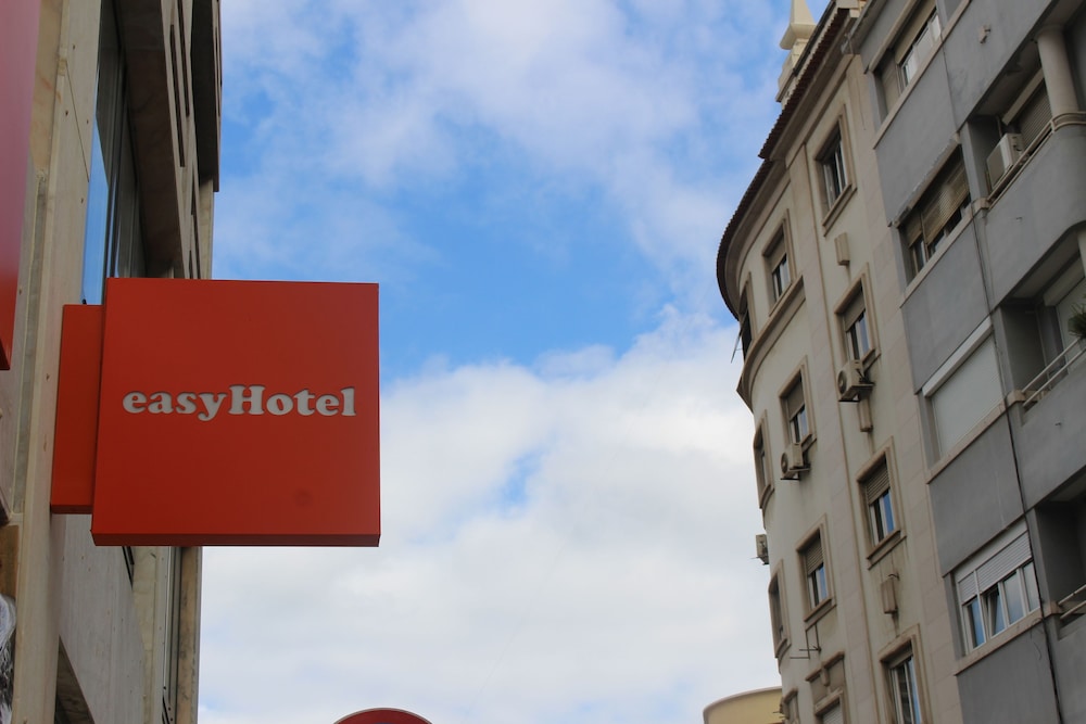 easyHotel Lisbon 4/36