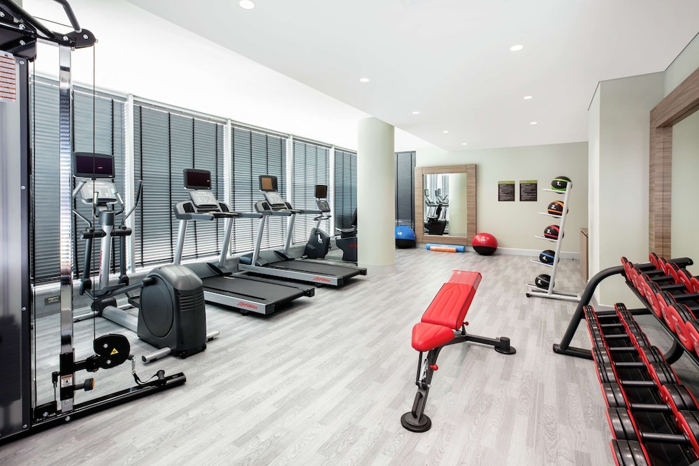 Hilton Garden Inn Tirana 45/81