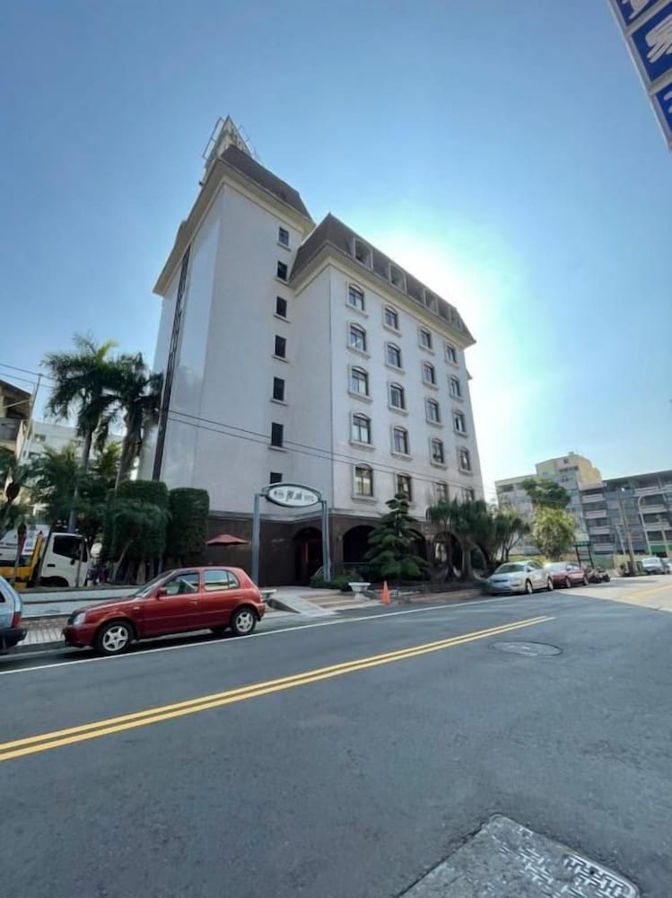Ardi Hotel 2/45