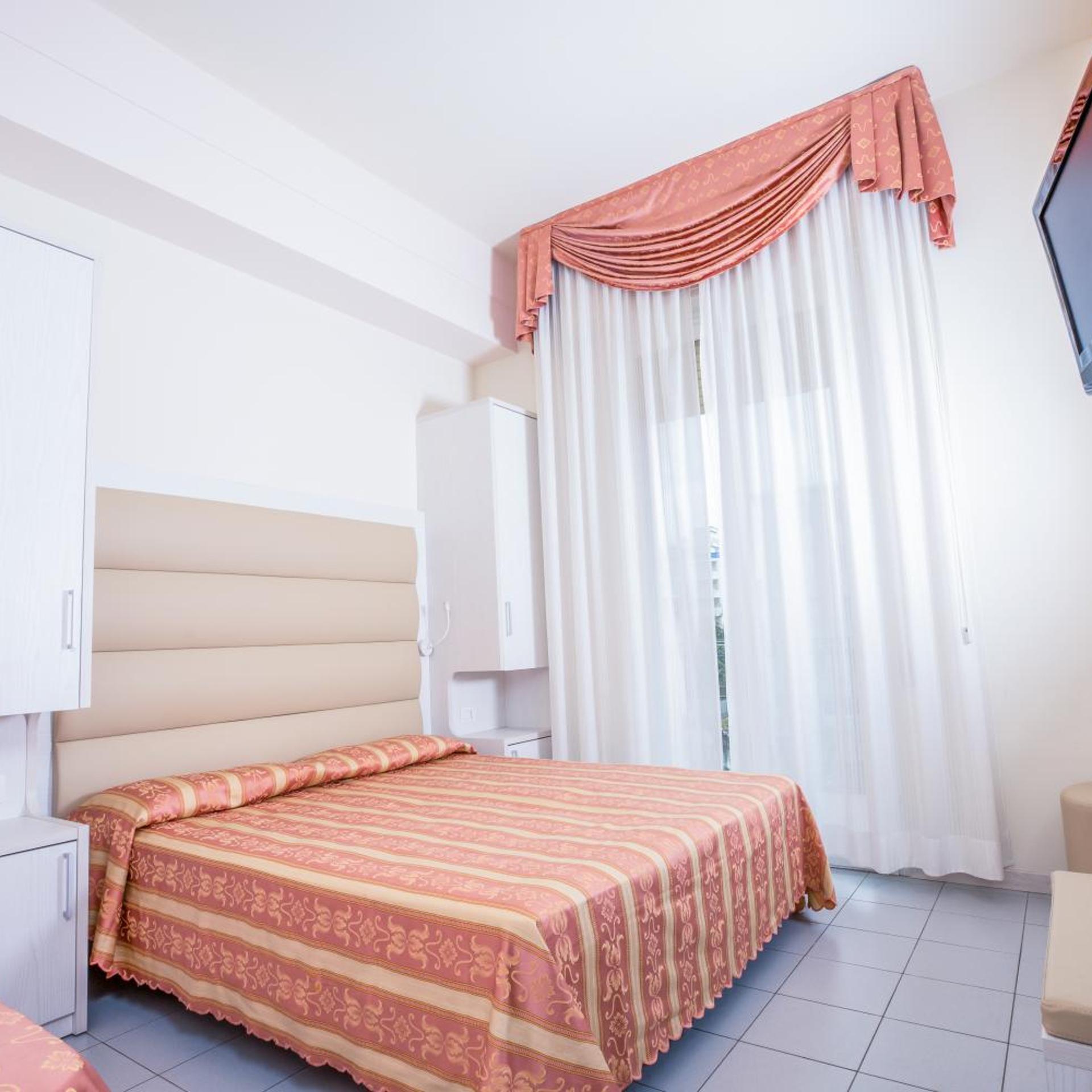 Hotel Rosalba 7/49