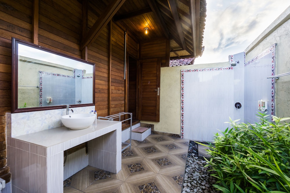 Laguna Reef Huts 15/70