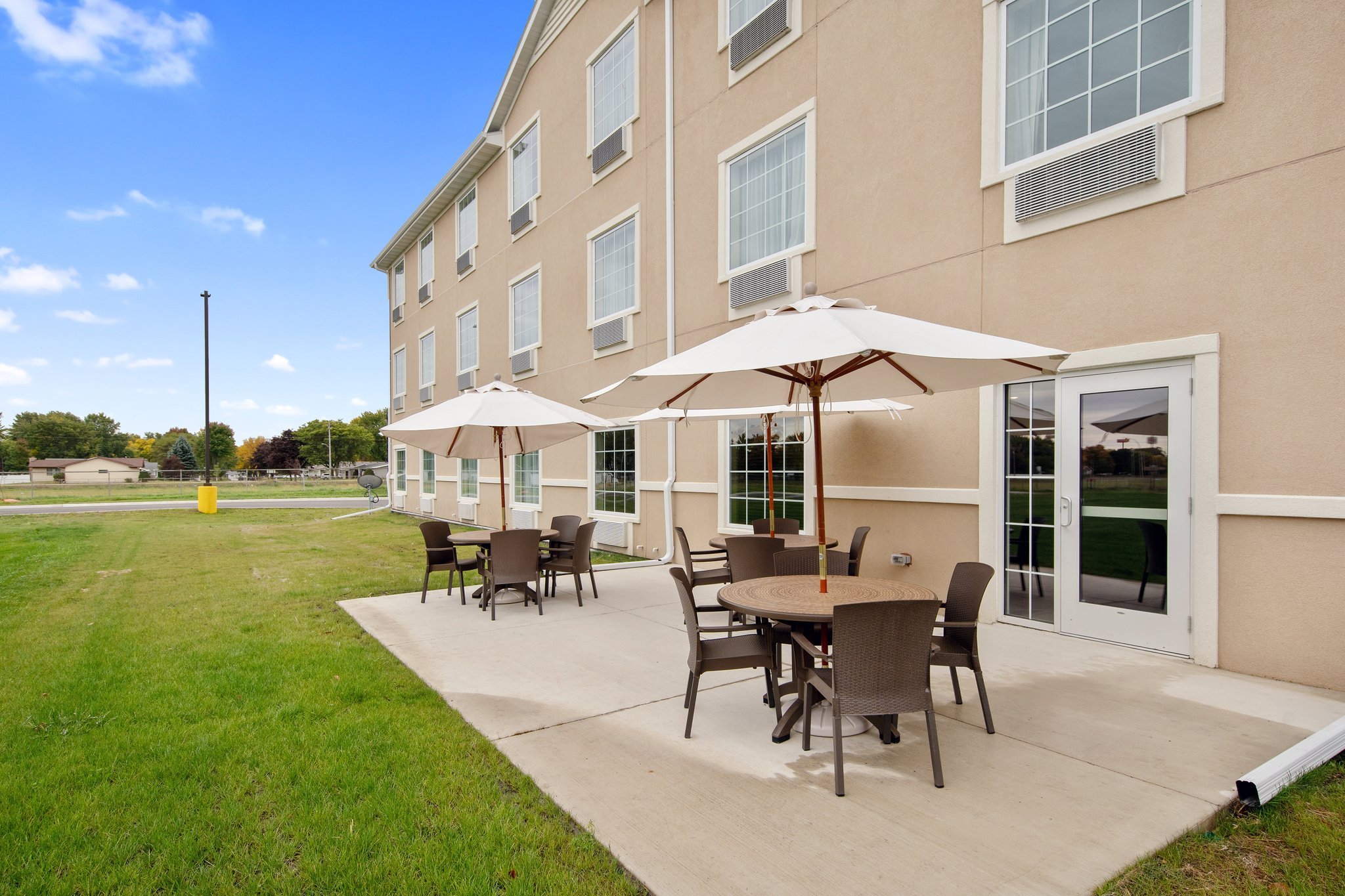 Cobblestone Hotel & Suites - Austin 44/50