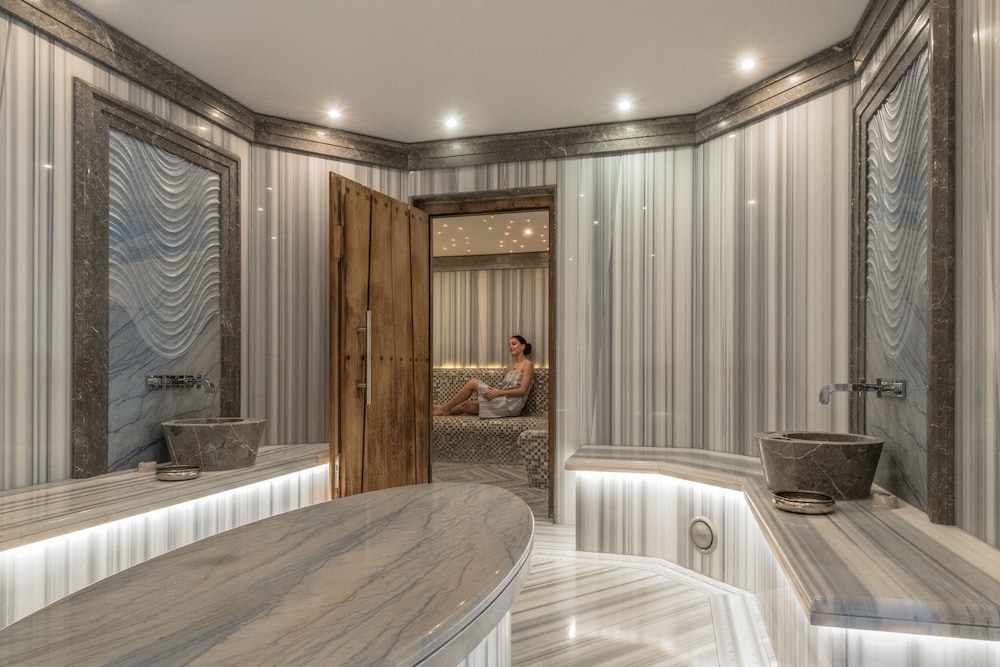 Four Seasons Hotel Des Bergues Geneva 38/83