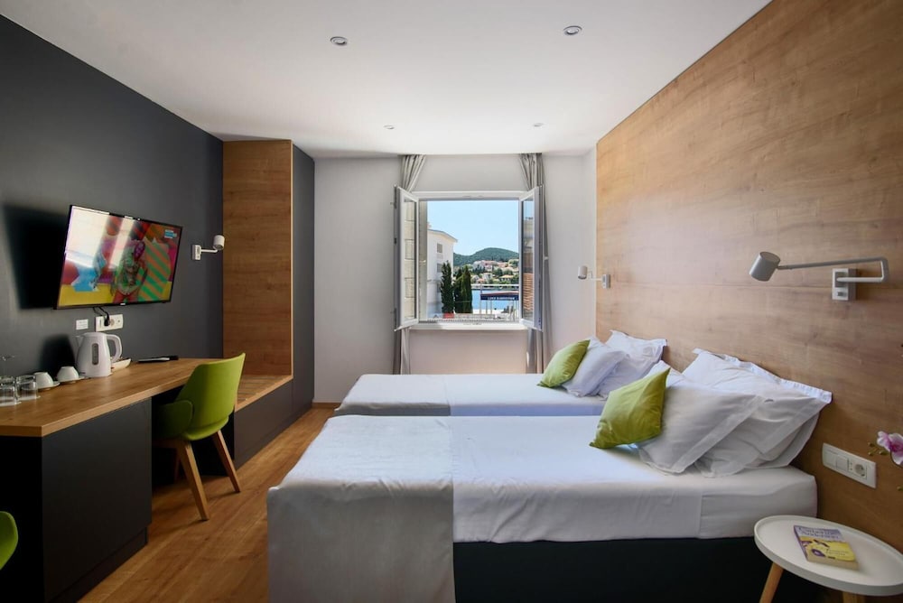 Ora Luxury Rooms 7/44