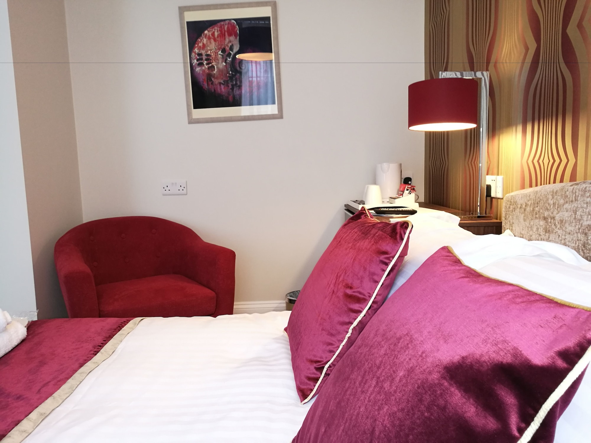 غرفة بسرير مزدوج، The Devon Court 2/10