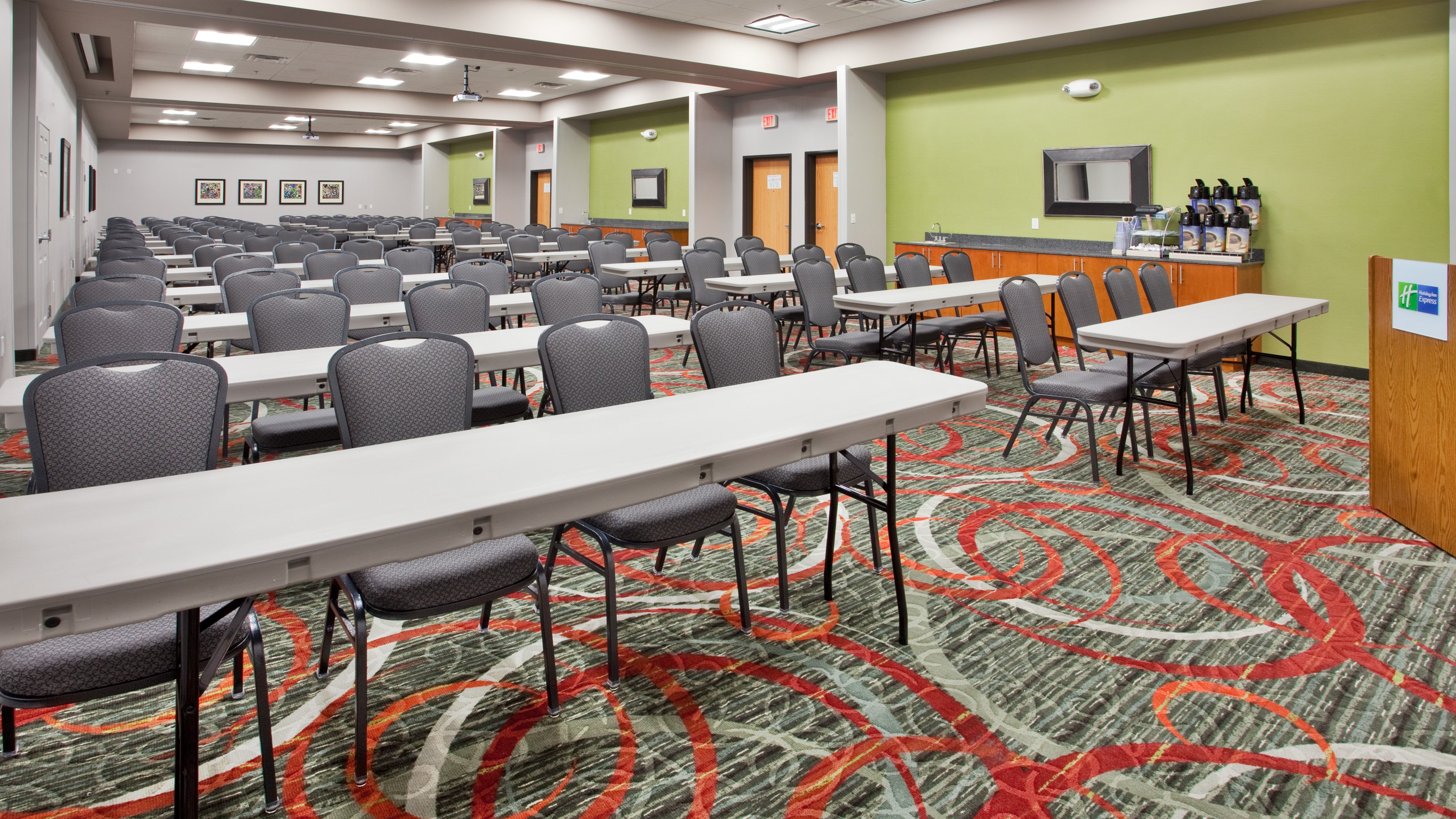 Holiday Inn Express Fremont 32/42