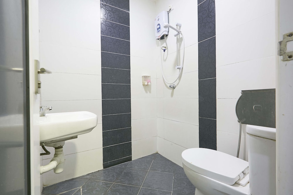 Hotel O Orange Hotel Kuala Pilah 65/67