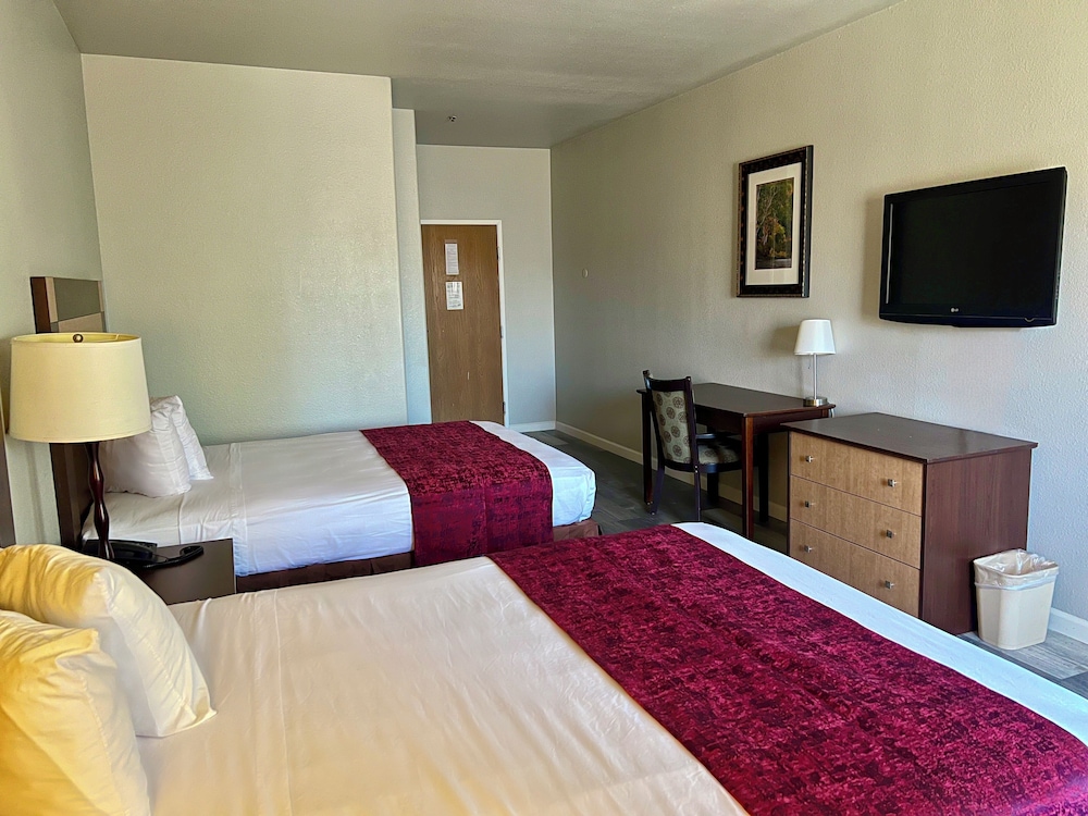 Budget Inn Phoenix 28/56
