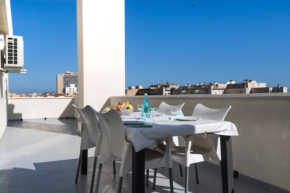 Aparthotel Palamos 47/57