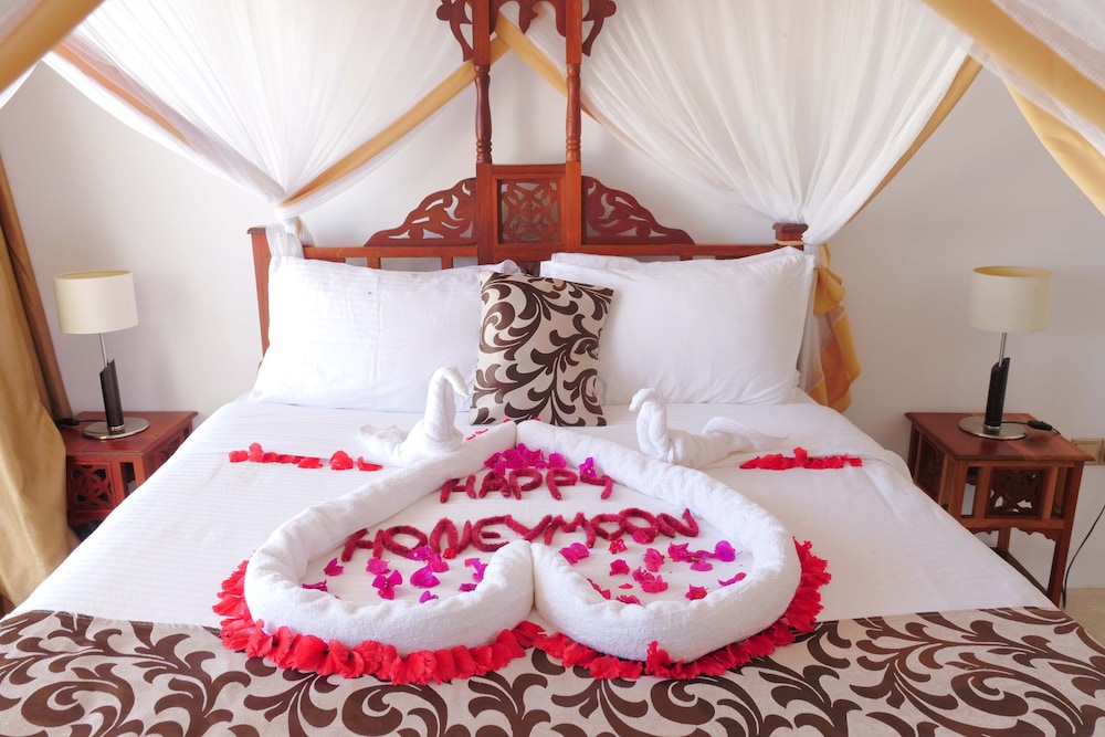 Isla Bonita Zanzibar Beach Resort 16/48