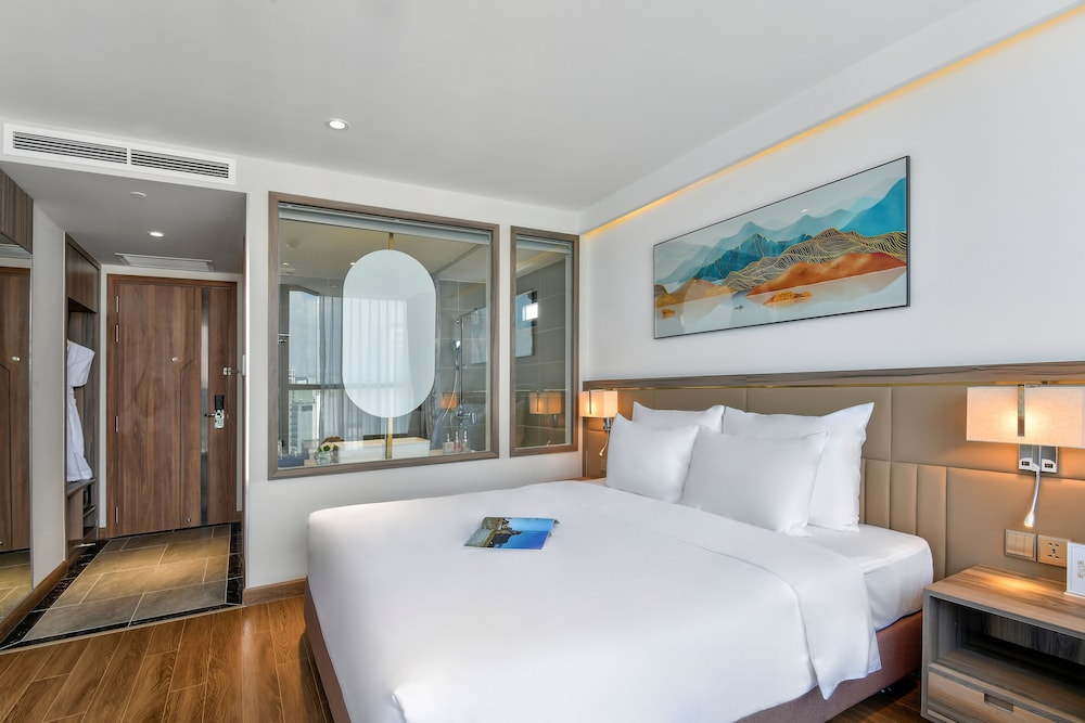 Maris Hotel Nha Trang 9/47