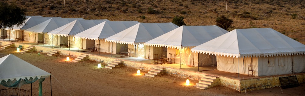 Welcome Desert Camps 37/40