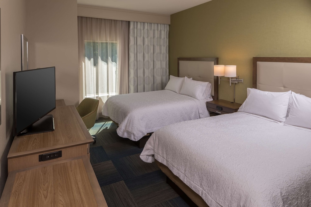 Hampton Inn Suites Asheville Biltmore Village 21/58