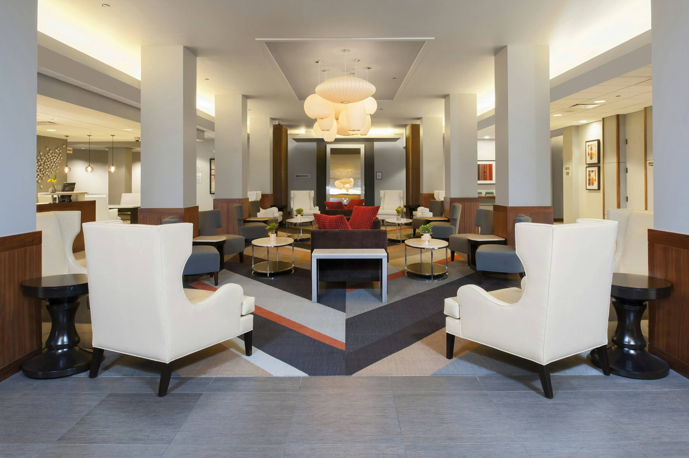DoubleTree by Hilton Chicago - North Shore Conference Center 18/49