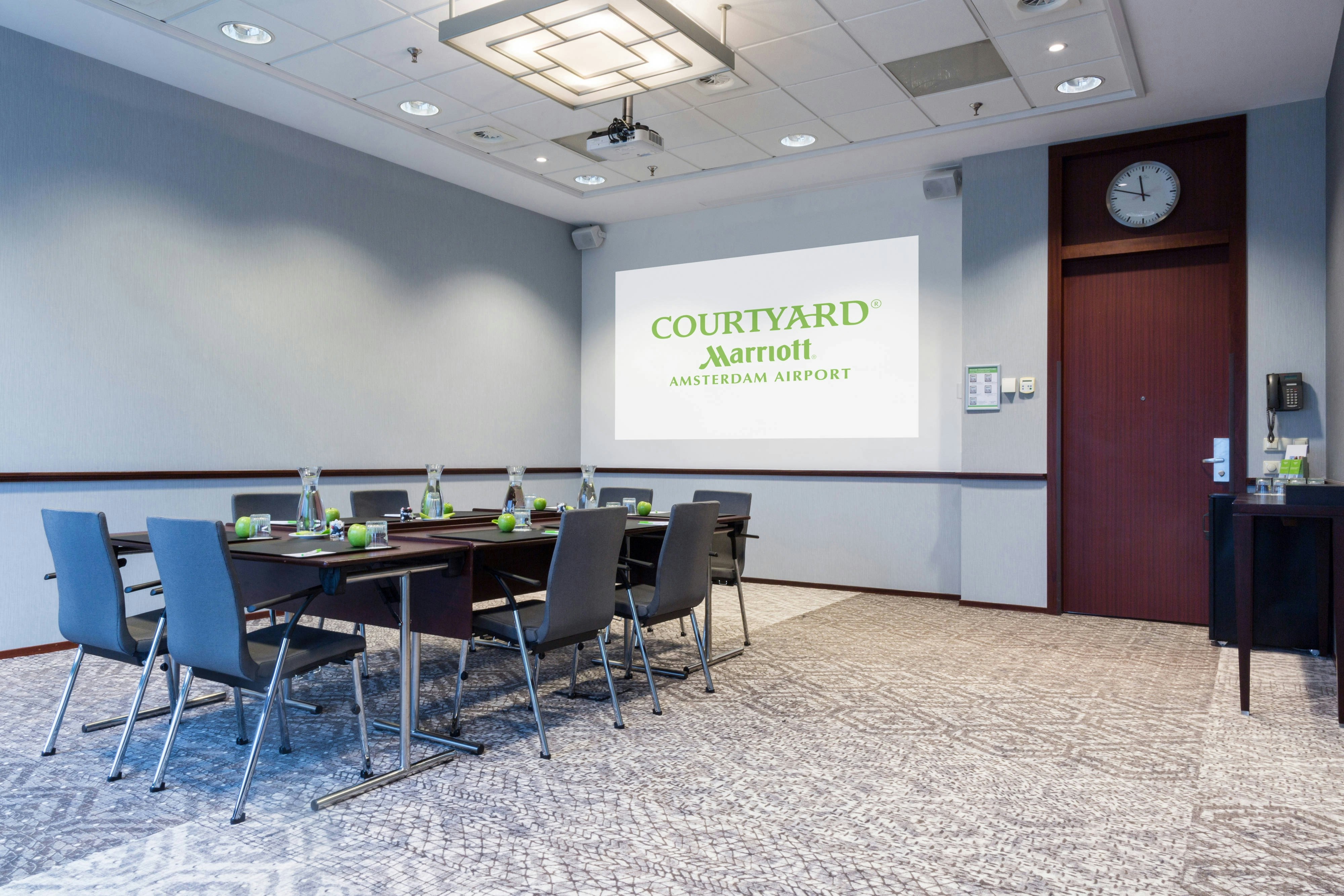 Courtyard By Marriott Amsterdam Airport 59/75