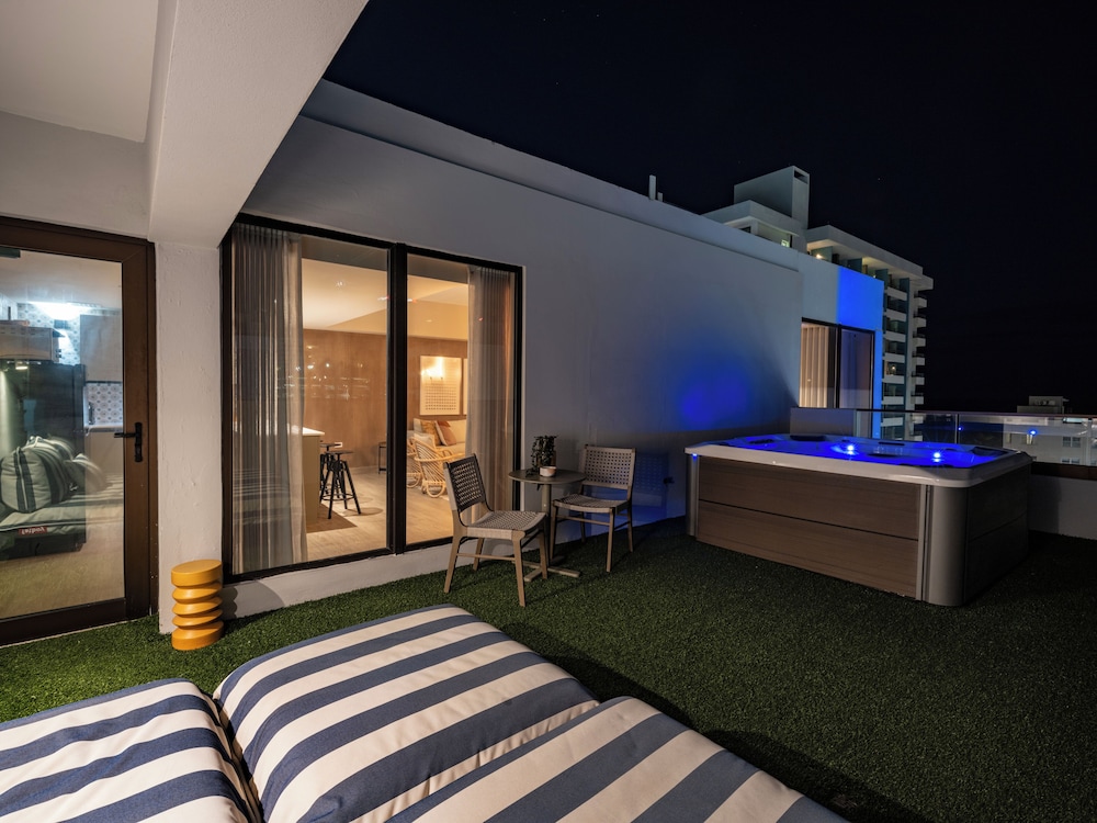 HiBird- Apartment and Suites Hotel 23/50