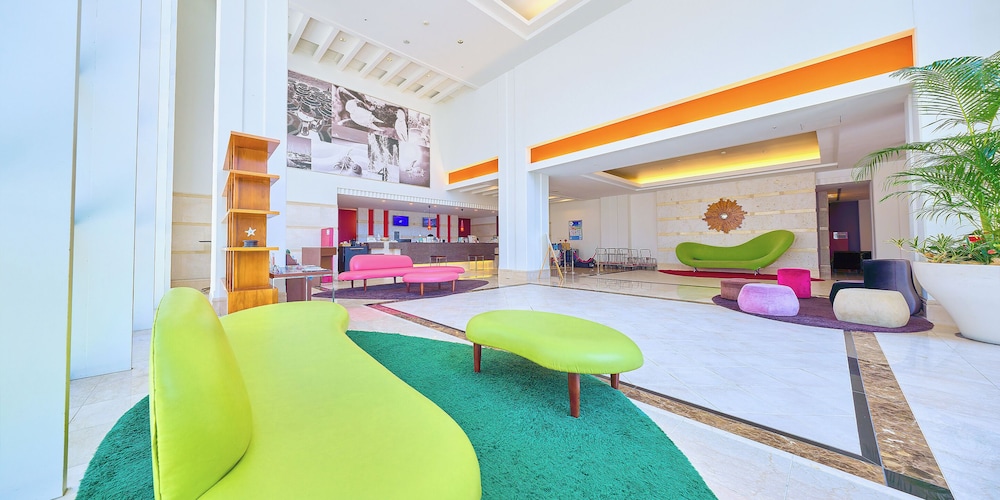 Mercure Okinawa Naha 59/65