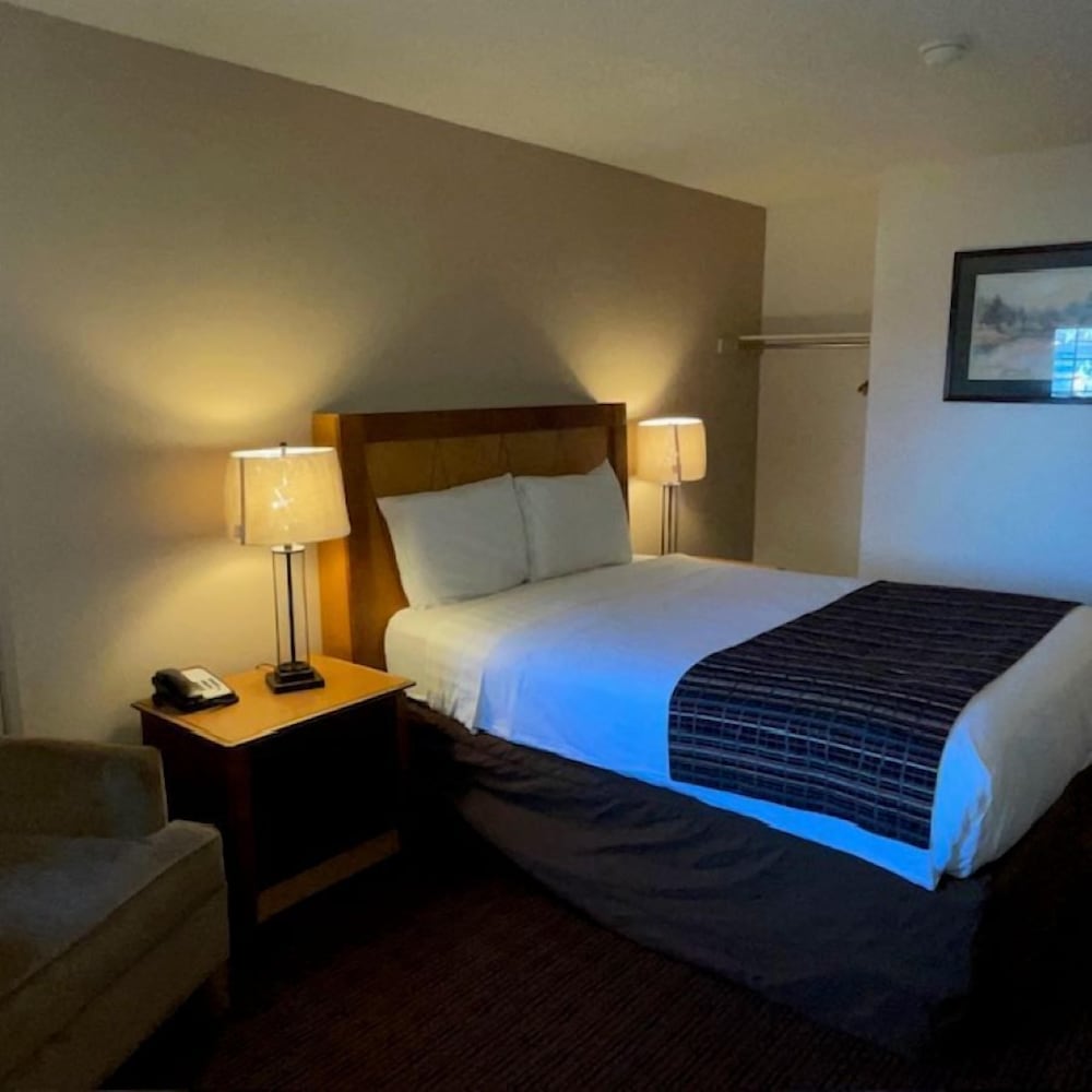 Skyway Inn SeaTac 27/58