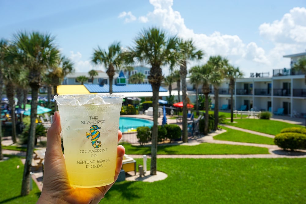 Seahorse Oceanfront Inn 38/50