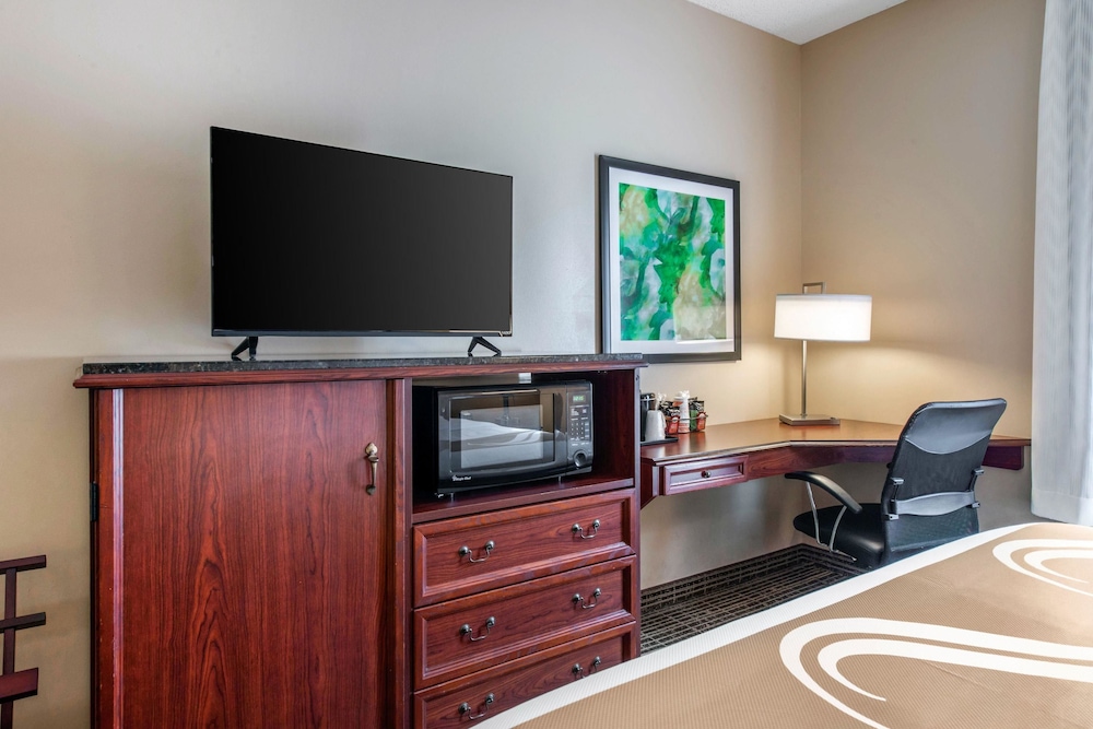 Quality Inn Palm Bay Melbourne I-95 31/35