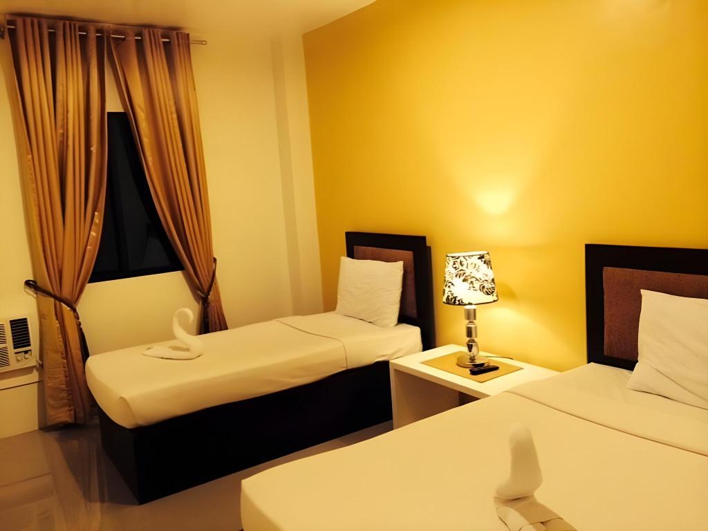Urban Manor Hotel Annex 2/8