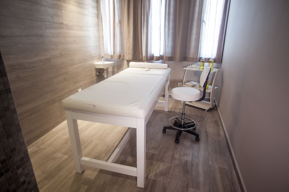 Lixus Beach Resort 4 37/74