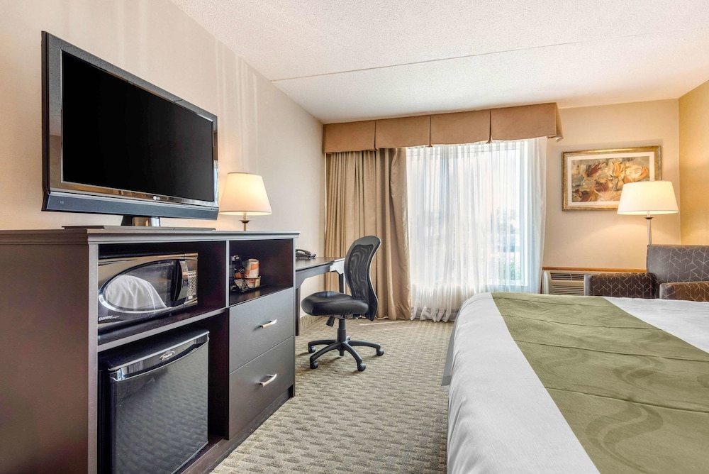 Quality Inn and Suites Brampton 22/47