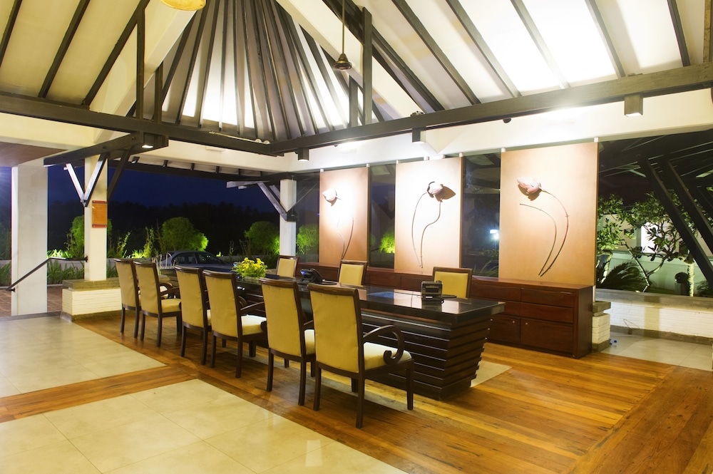 Club Hotel Dolphin 32/50