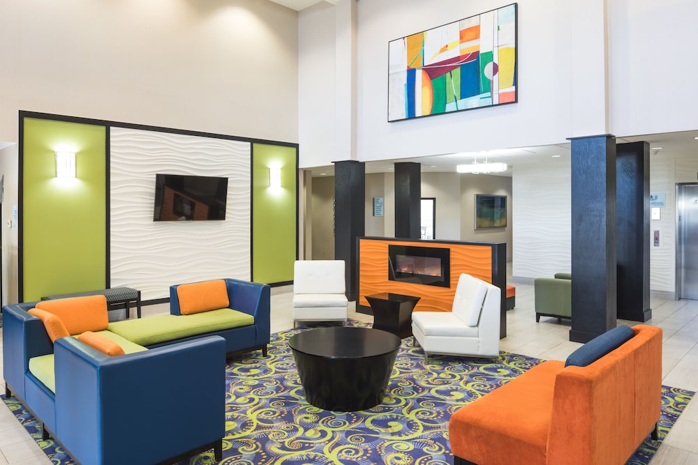 Holiday Inn Express And Suites Duluth Mall Area 47/69